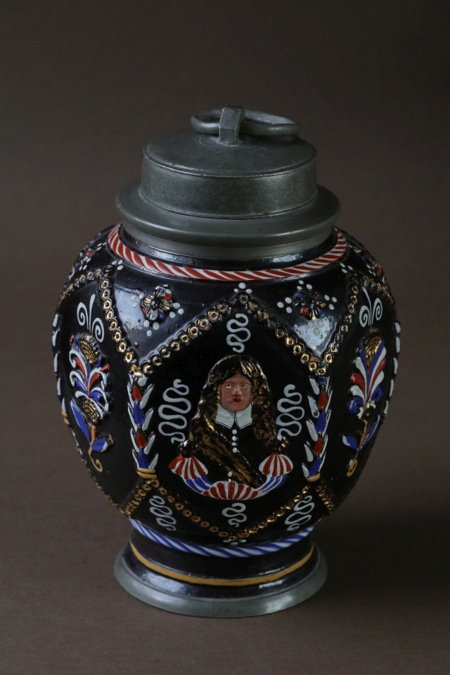 17th century Dippoldiswalde Annaberg elector bottle